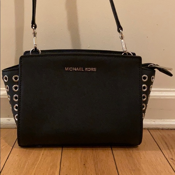 black mk side purse